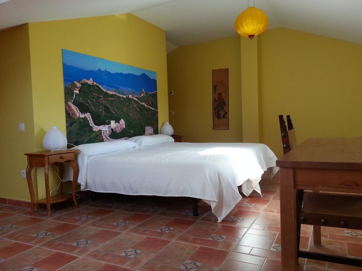 Hotel Rural La Casa Del Tio Telesforo Trescasas Zimmer foto